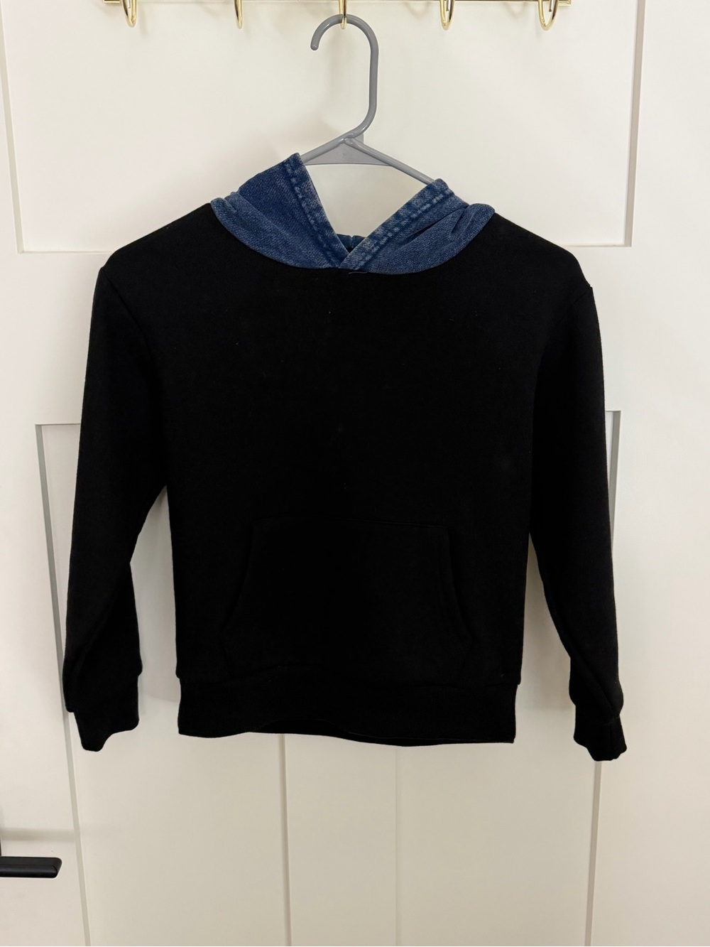 Fashion Nova Black Crewneck Sweater with Blue Hood